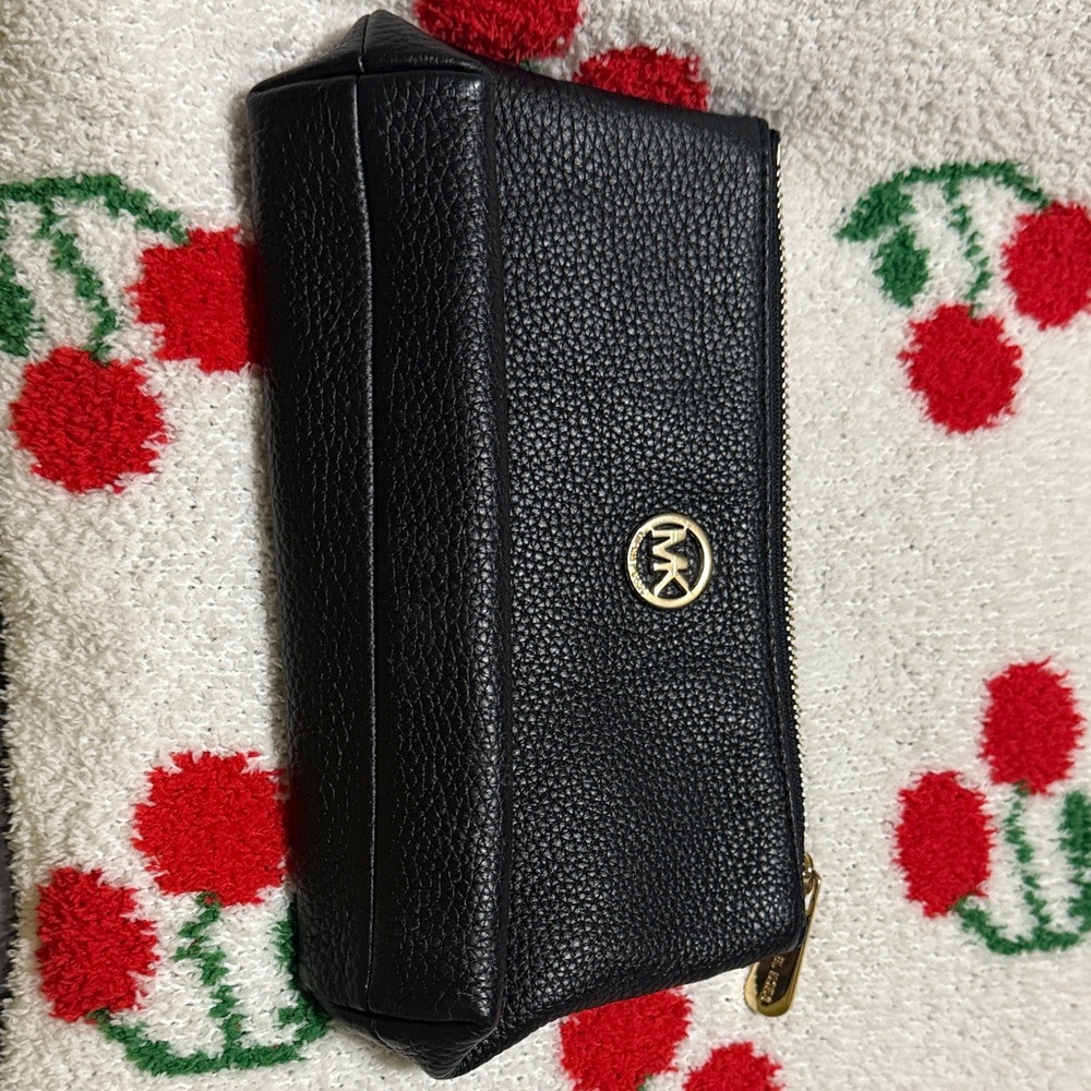 MICHAEL Michael Kors Black Wallet
